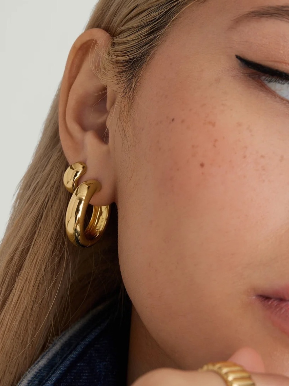 MEJURI CHUNKY LARGE HOOPS